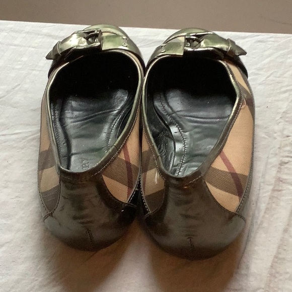Burberry flats 7.5 - Picture 5 of 5